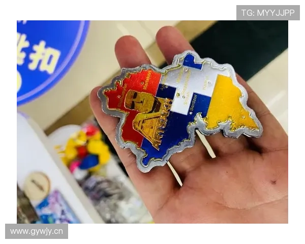 乔恩·琼斯家里冰箱贴都是金箔做的？